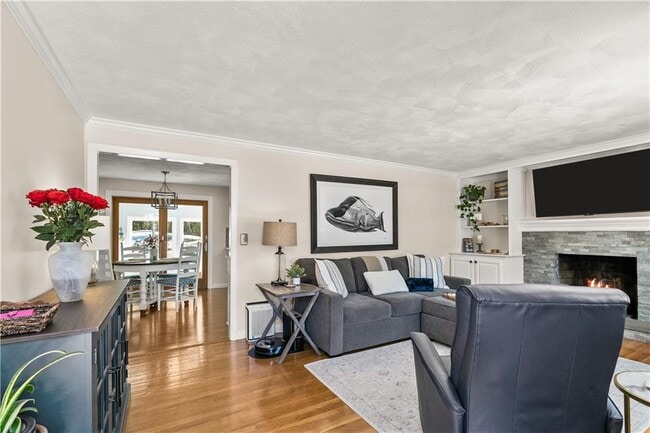 Foto del edificio - 60 Knollwood Cir