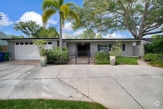 Building Photo - 571 Luzon Ave
