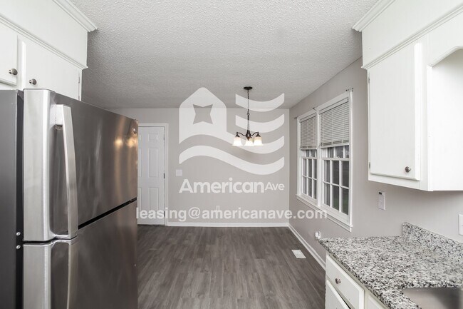 Foto del edificio - 100 Black Oak Rd