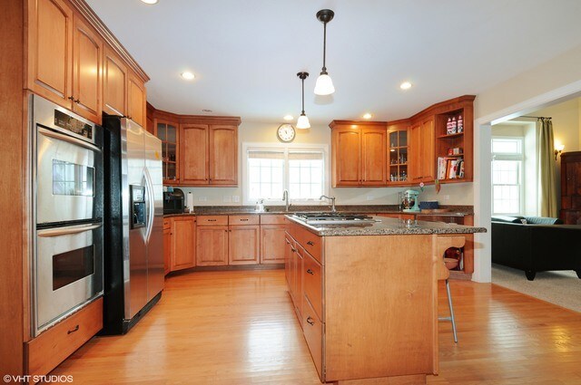 Building Photo - 429 Blue Grass Ct
