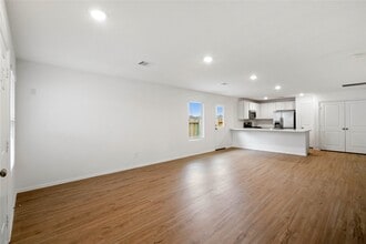 Building Photo - 104 Pine Bend Ct