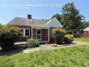 Building Photo - 1003 W Wendover Ave