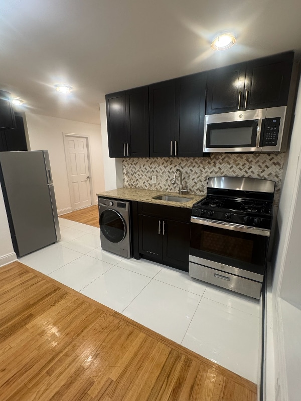 1-31 Beach 121st St