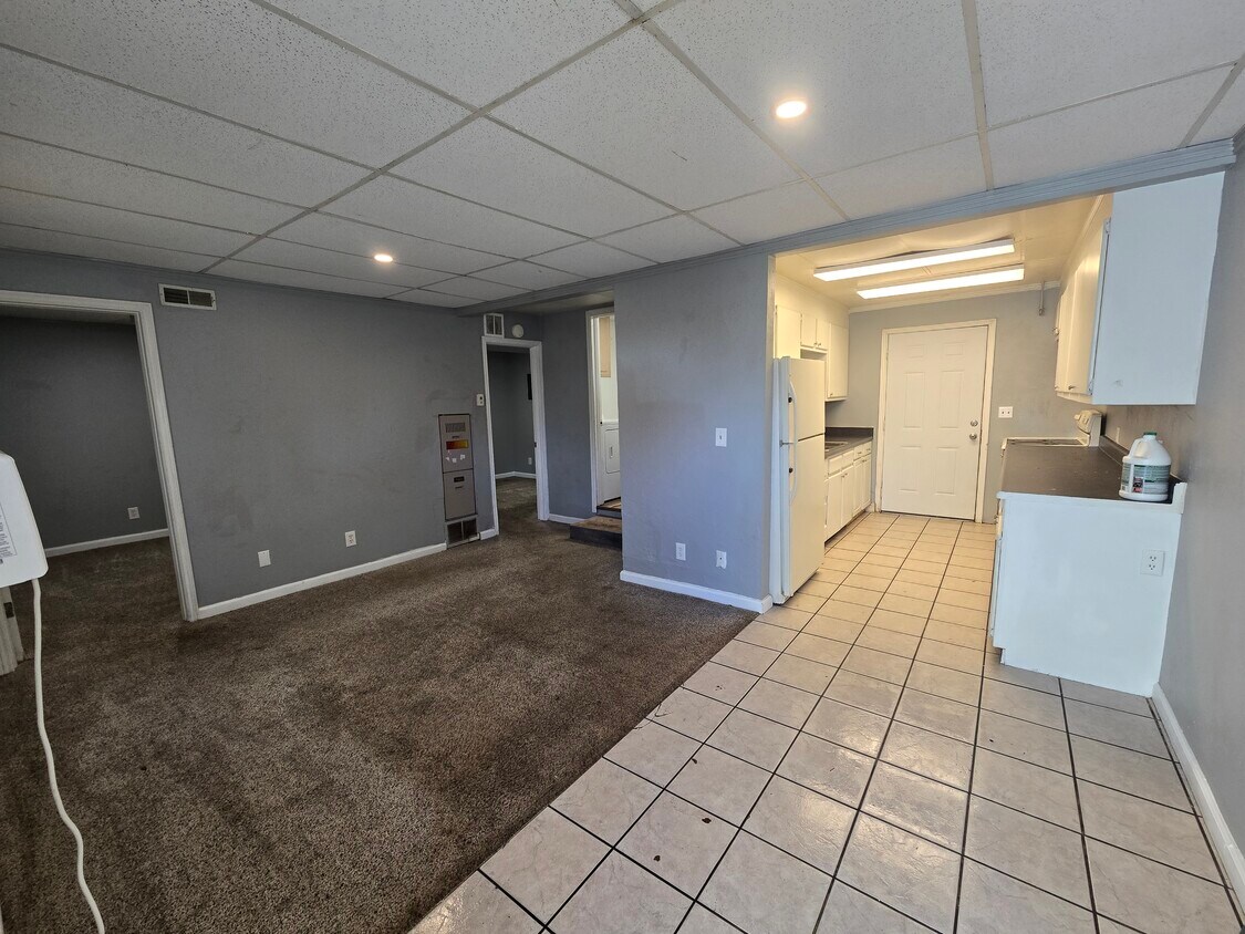 Foto principal - 721 E 8th St