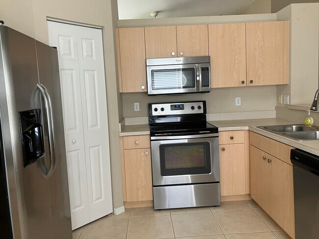 Foto del edificio - 542 SW Indian Key Dr