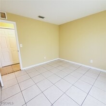 Building Photo - 1104 Bermar St