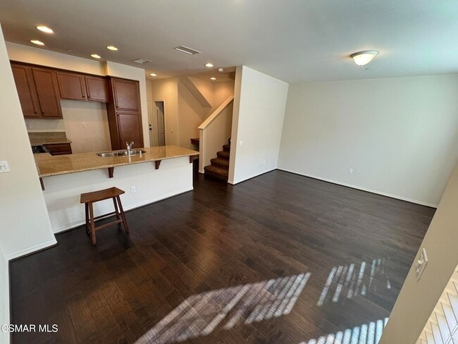 Foto del edificio - 1654 Heywood St