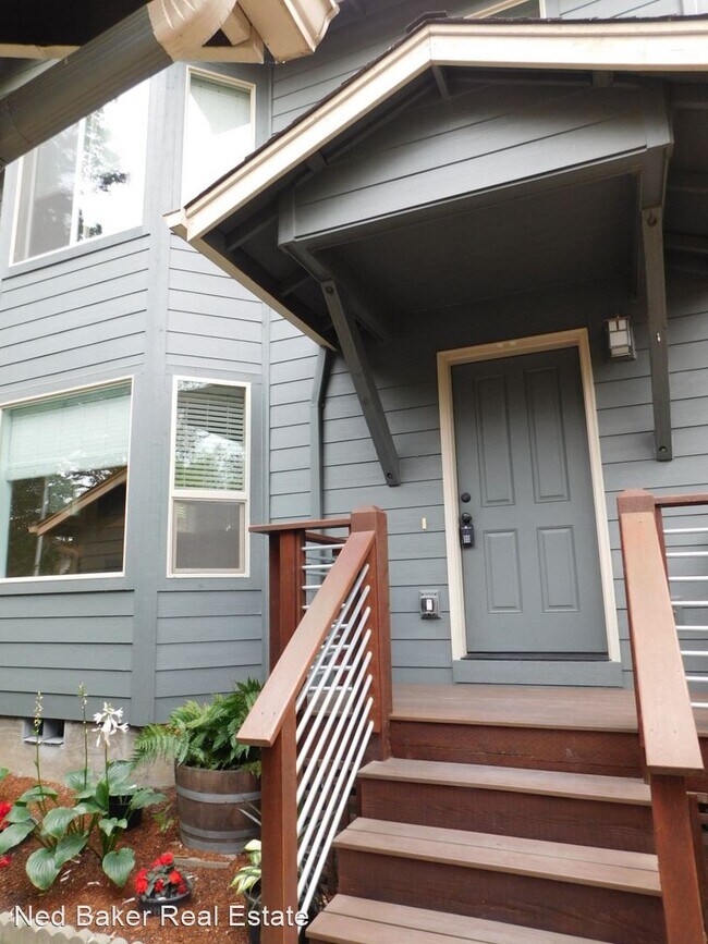 Foto del edificio - 3 br, 2.5 bath House - 1312 Lupin Ln NW