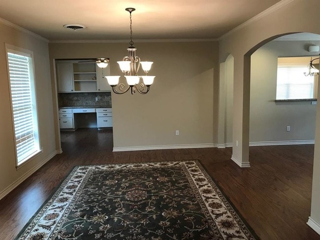 Building Photo - 3030 Heron Dr