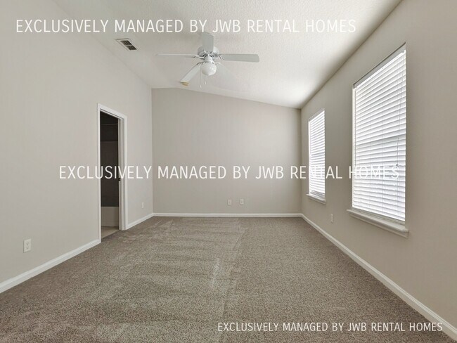 Building Photo - 5651 Parkstone Crossing Dr