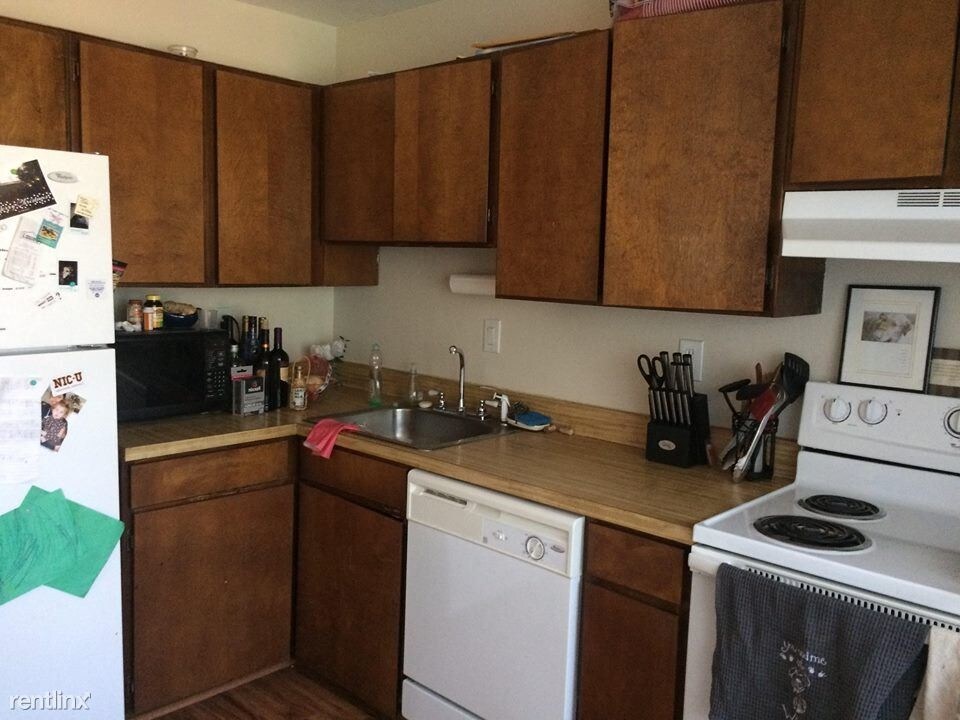 Foto del edificio - 4007 Summer Hollow Ct