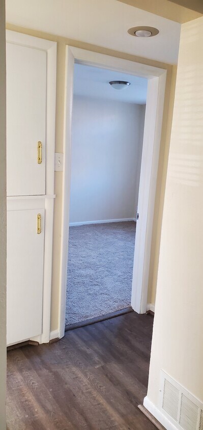 Foto principal - 2532 S Williams St