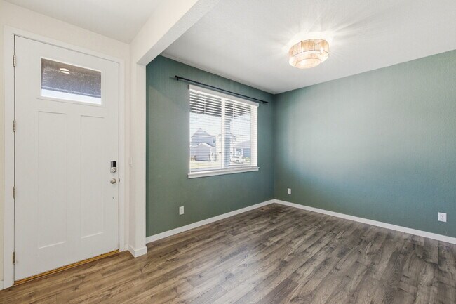 Building Photo - Modern Bennett Beauty | Spacious Newer Home with Over 2,200 Sq Ft