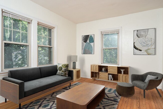 Foto del interior - 2226 Garfield Ave S