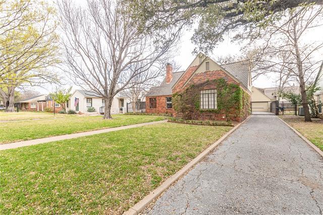 Foto del edificio - 3624 Westcliff Rd S