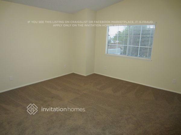Building Photo - 1404 Springline Dr