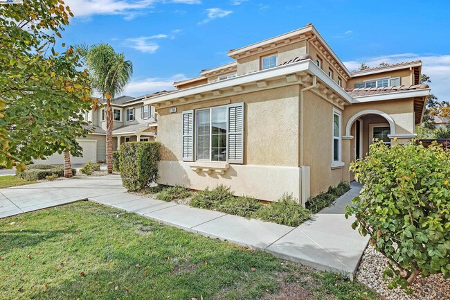 Foto del edificio - 1705 Hummingbird Way
