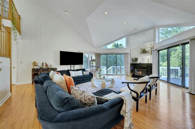 Foto del edificio - 2 Meadowwood Ln