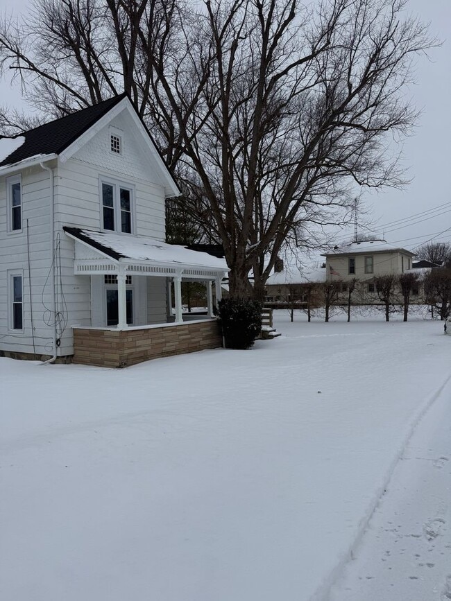 Foto del edificio - Newly Renovated! - 3 Bedroom, 2 Bathroom Home In Britton, Mi