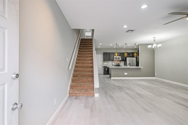 Building Photo - 6000 Reims Rd