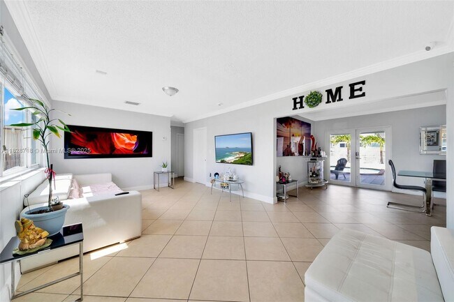 Foto del edificio - 1360 W 4th Ln