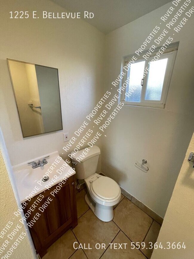 Building Photo - Atwater Studio Available Now!