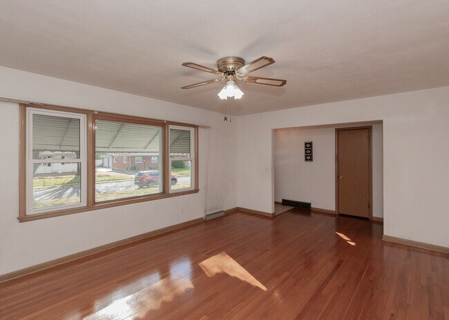 Foto del edificio - 3243 38th Ave