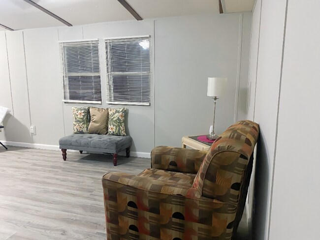 Foto del edificio - 777 E Yerby St