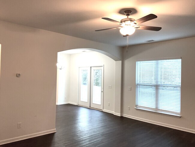 Foto del edificio - 51 Sago Palm Dr