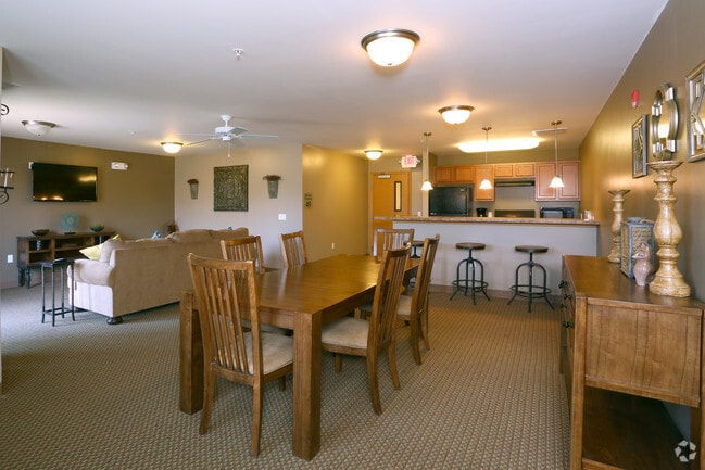 Sala comunitaria del edificio 200 - Fox Crossing II