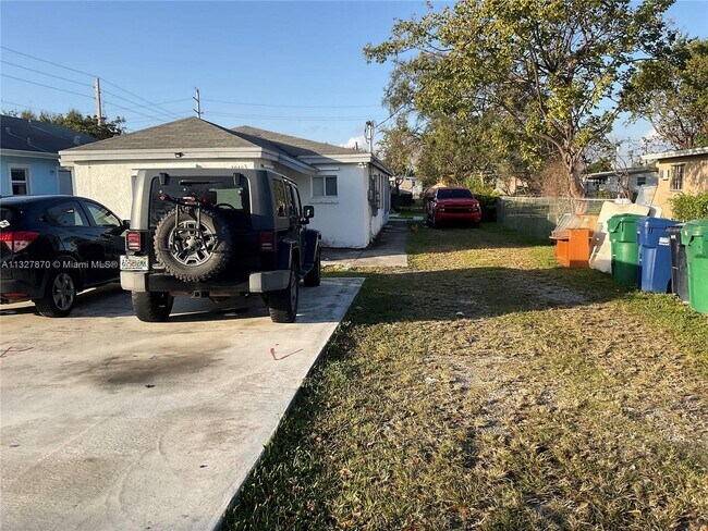 Foto del edificio - 2045 NW 69th Terrace