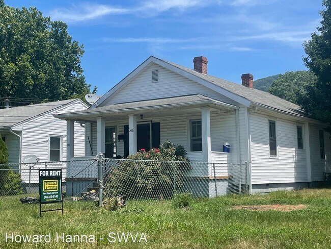 Building Photo - 3 br, 1 bath House - 1256 Forest Avenue