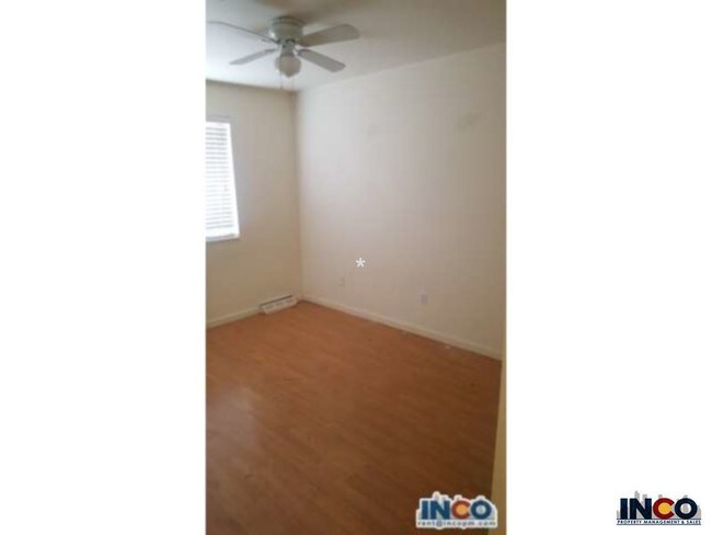 Building Photo - 11859 E Canal Dr