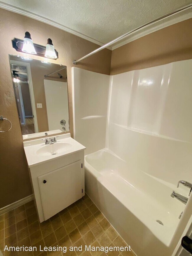 Foto del edificio - 3 br, 2 bath House - 425 Avenue E