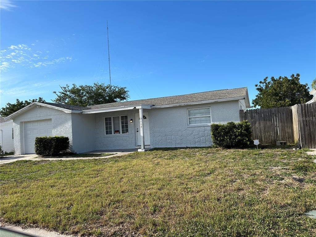 Primary Photo - 3117 Huntington Rd