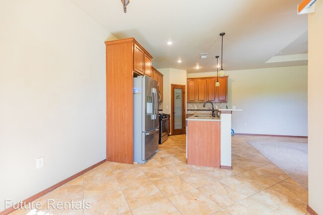 Building Photo - 3 br, 2 bath House - 446 Tierra Bella Dr