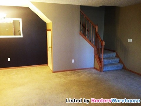 Building Photo - 955 Serenity Cir