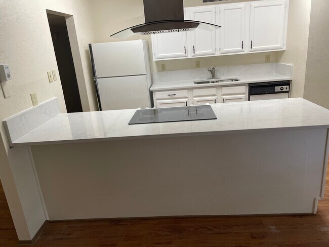 Foto del edificio - 7206 Nutmeg Ln