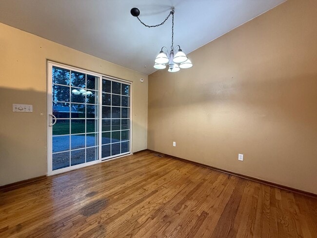 Foto del edificio - 12915 E Blossey Ave