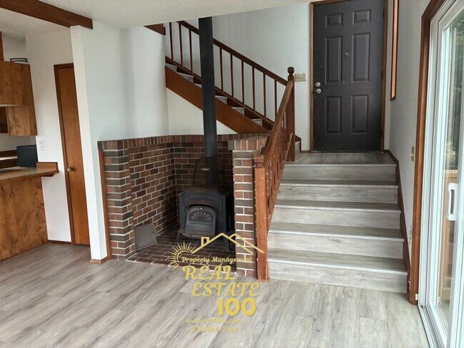 Foto del edificio - 3231 NW Oar Dr