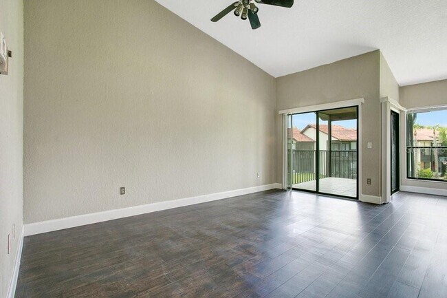 Building Photo - 1346 Stearman Ct