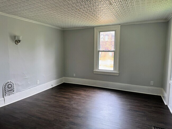 Building Photo - 15 Ardmore St