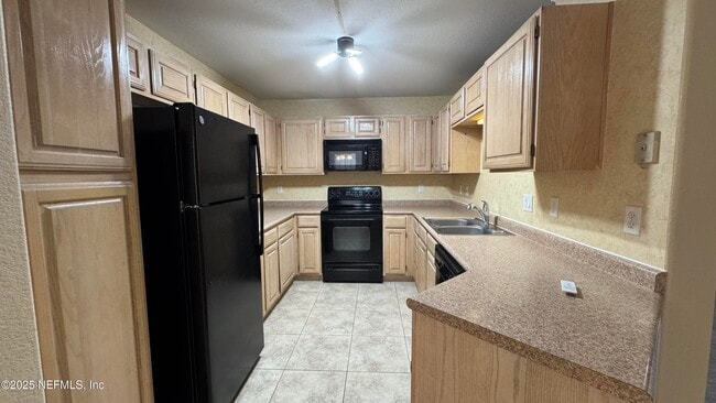 Building Photo - 10150 Belle Rive Blvd