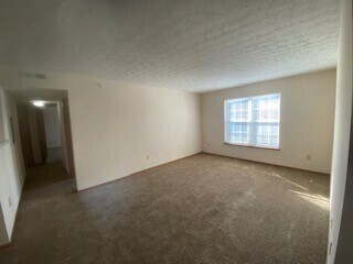 Building Photo - Now Leasing 2 Bedroom 2 Bath Condo Locate ...