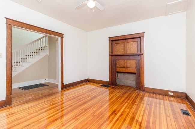 Foto del edificio - 1405 Windsor St