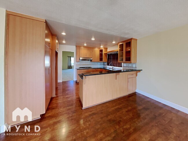 Foto del edificio - 2625 Wardlow Ave