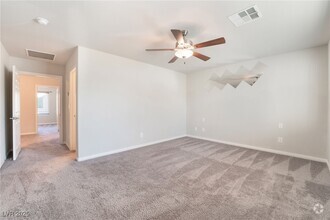 Building Photo - 7415 Sunray Point St