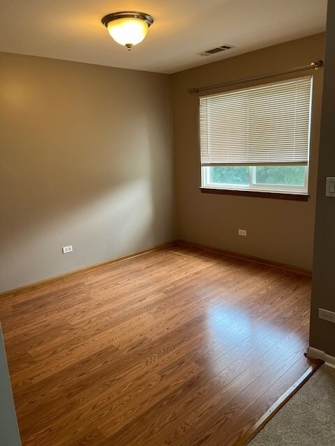 Foto del edificio - 629 N Deer Run Dr