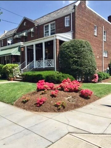Foto del edificio - 4911 42nd St NW