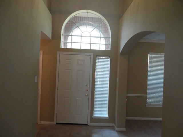 Building Photo - 17207 Rancho Verde Way